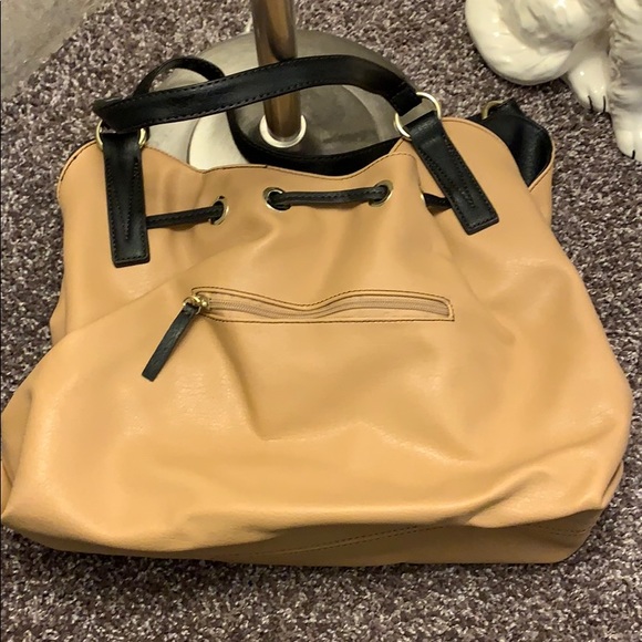 Liz Claiborne Purse - Picture 3 of 7